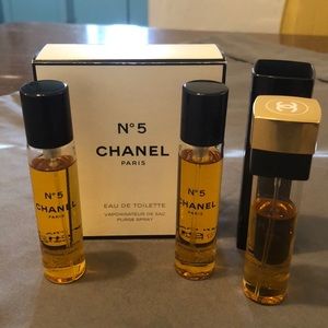 Chanel No. 5 purse spray
